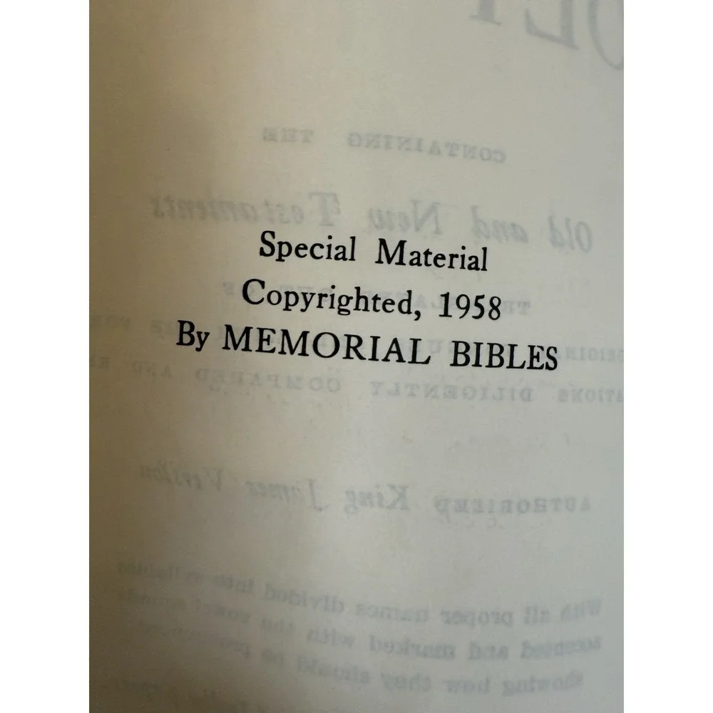 VTG 1950's White Memorial‎ Bible W/Concordance From Union In Cedar Box